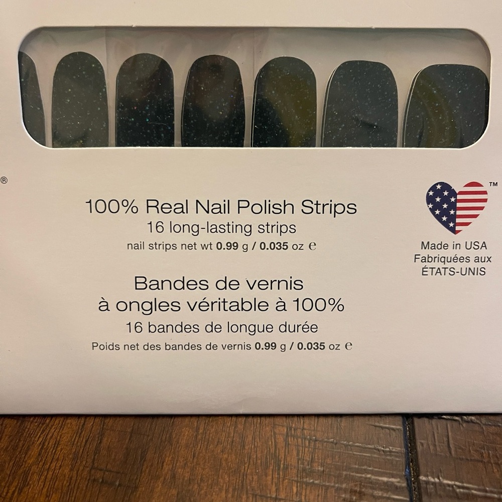 COLOR STREET "Green w/ Envy" Nail Strip Set - Picture 6 of 6